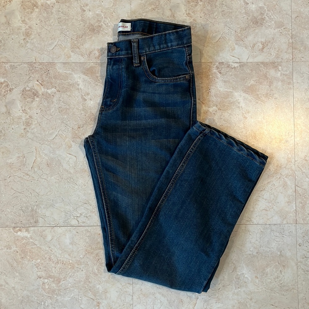 Levi’s 505 straight leg jeans / size 28W x 30L